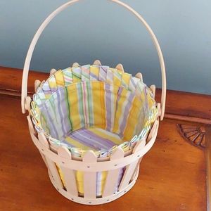 Longaberger Easter basket with liner and protector